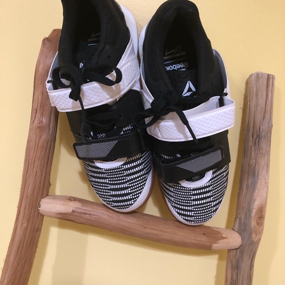 New Reebok Legacy Power Lifter Shoes - Picture 3 of 4